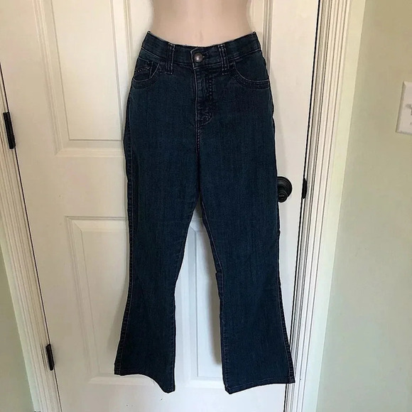 𝅺Lee the most conferable denim jeans size 8 Medium - Picture 2 of 15